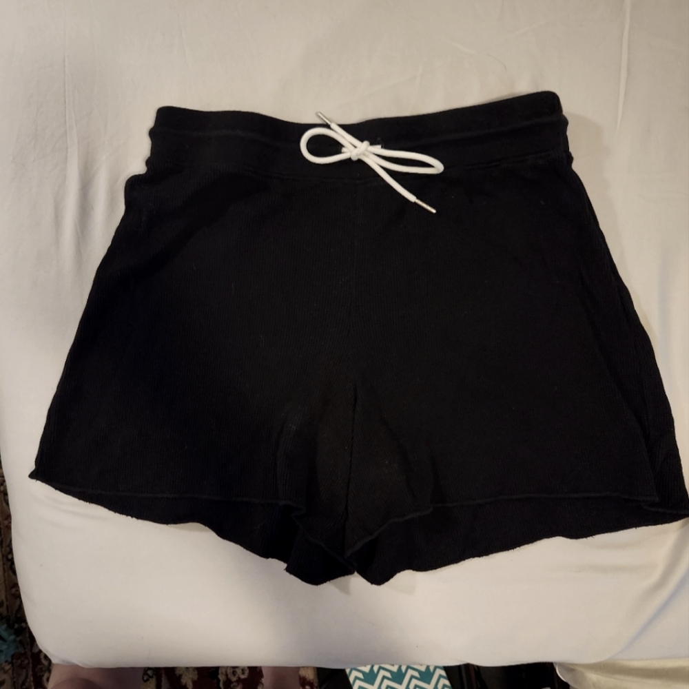 MATE the label thermal shorts in black